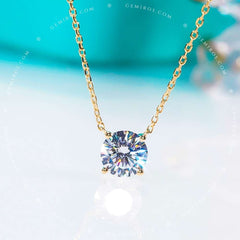 The Lume Moissanite Necklace - Gold