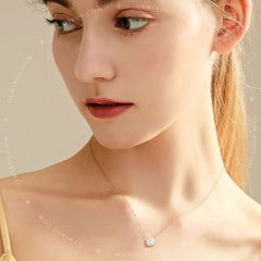 The Lume Moissanite Necklace - Gold
