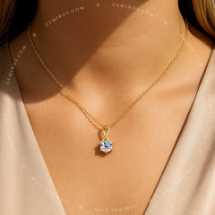 The Allure Moissanite Necklace - Gold