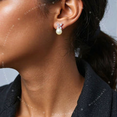 The Dewdrop Stud Earrings