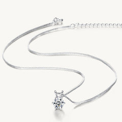 The Éclat Moissanite Necklace
