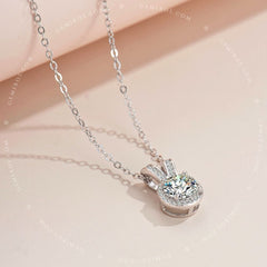 The Élodie Necklace