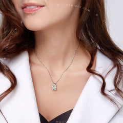 The Aura Pendant Necklace