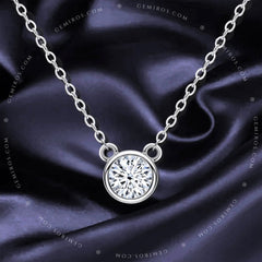 The Aria Moissanite Necklace