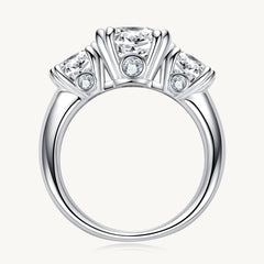 The Reine Moissanite Ring