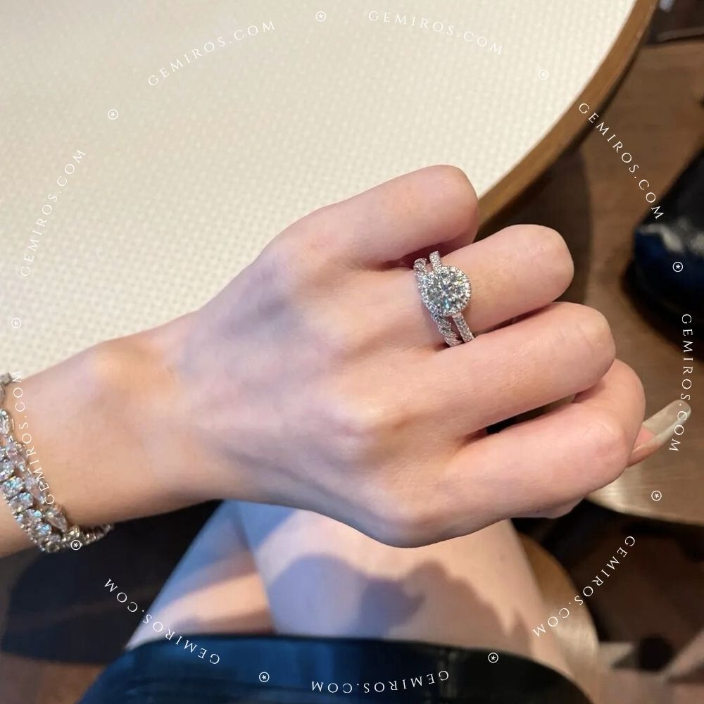 The Belle Ring