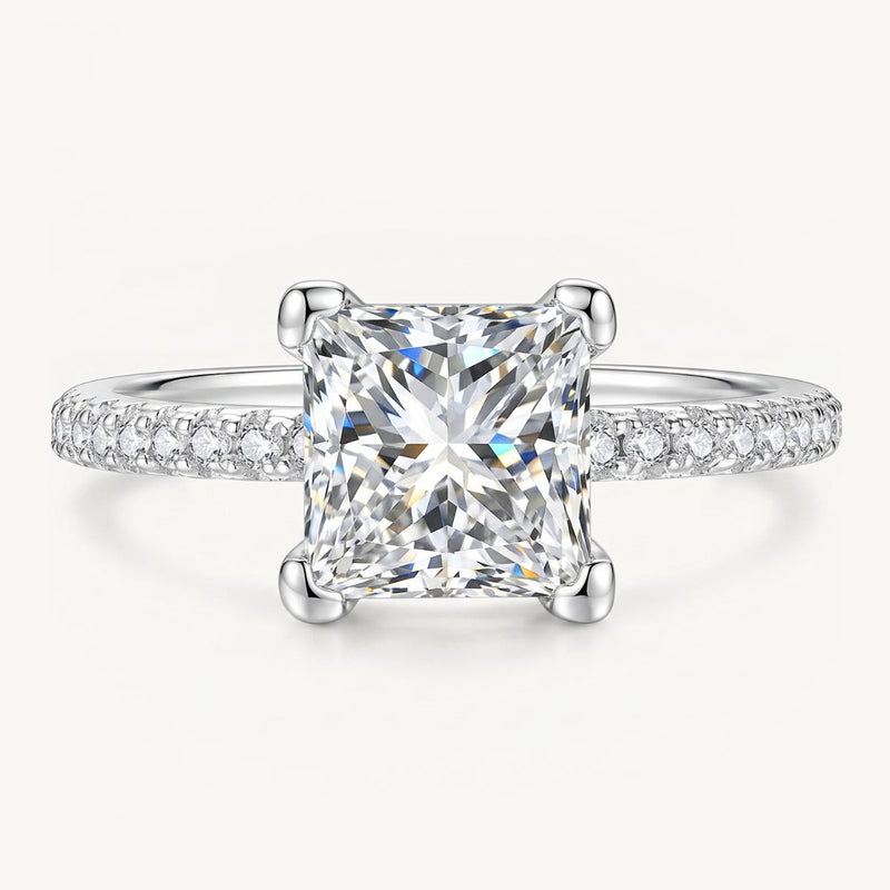 The Carrée Moissanite Ring