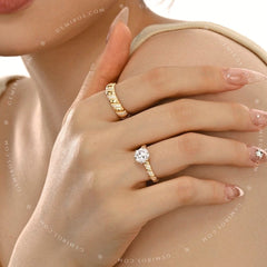 The Croissant Ring - Gold