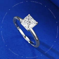 The Échelon Ring