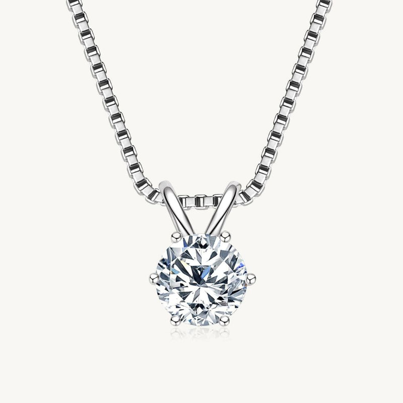 The Éclat Moissanite Necklace