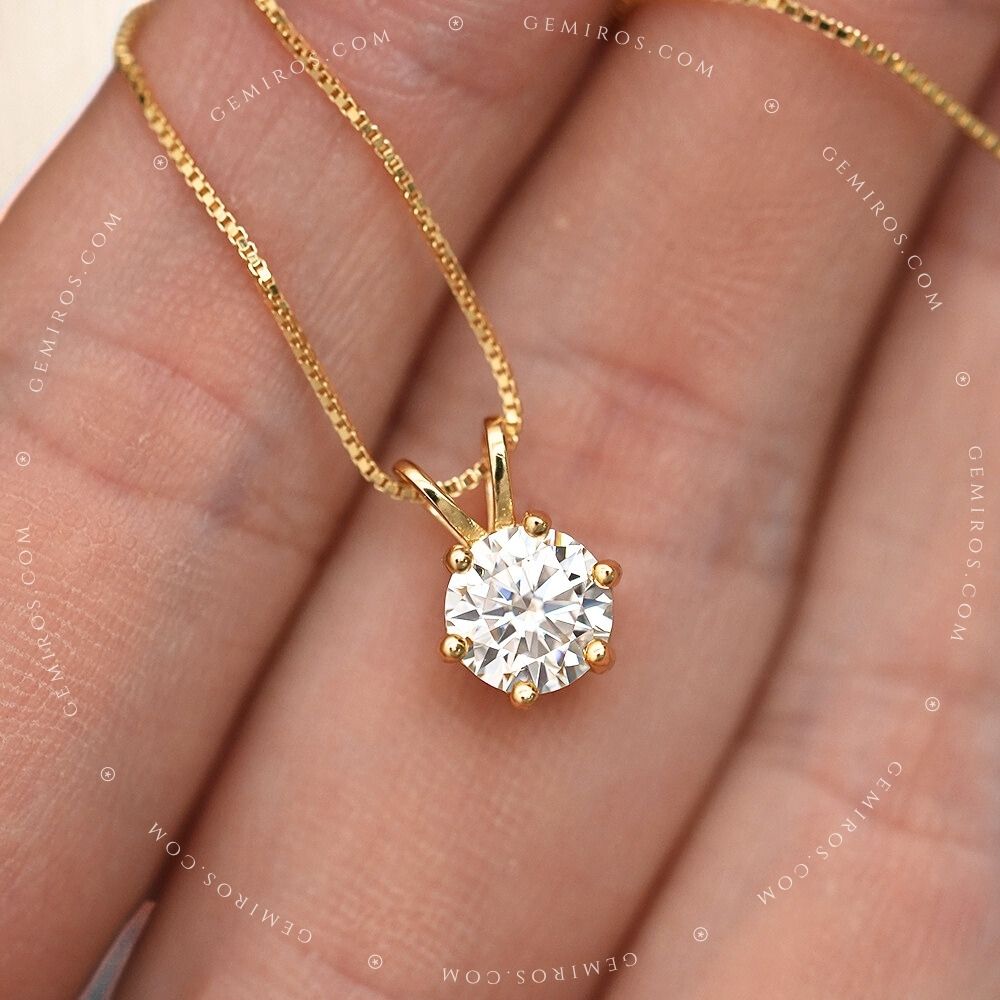 The Éclat Moissanite Necklace - Gold
