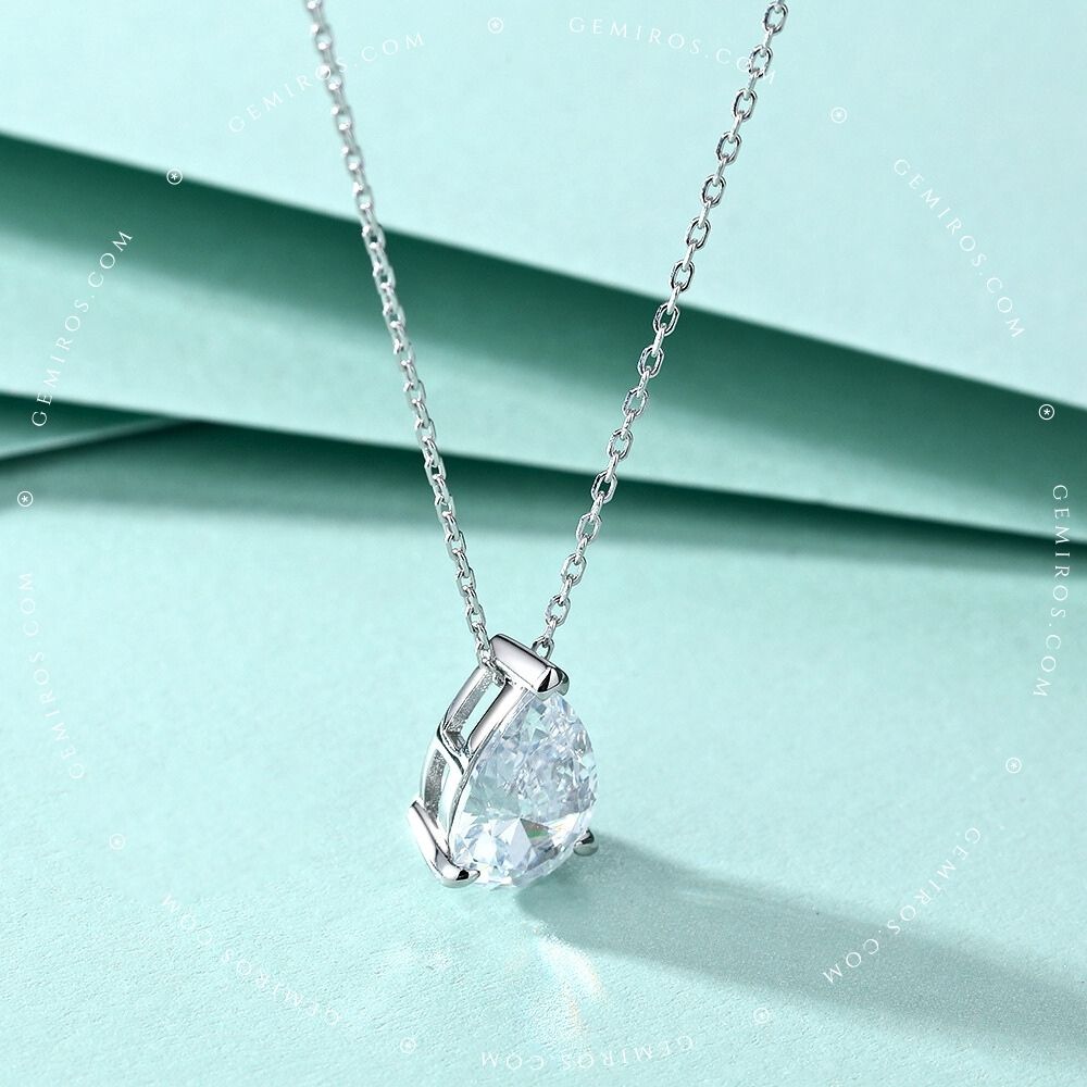 The Verona Necklace