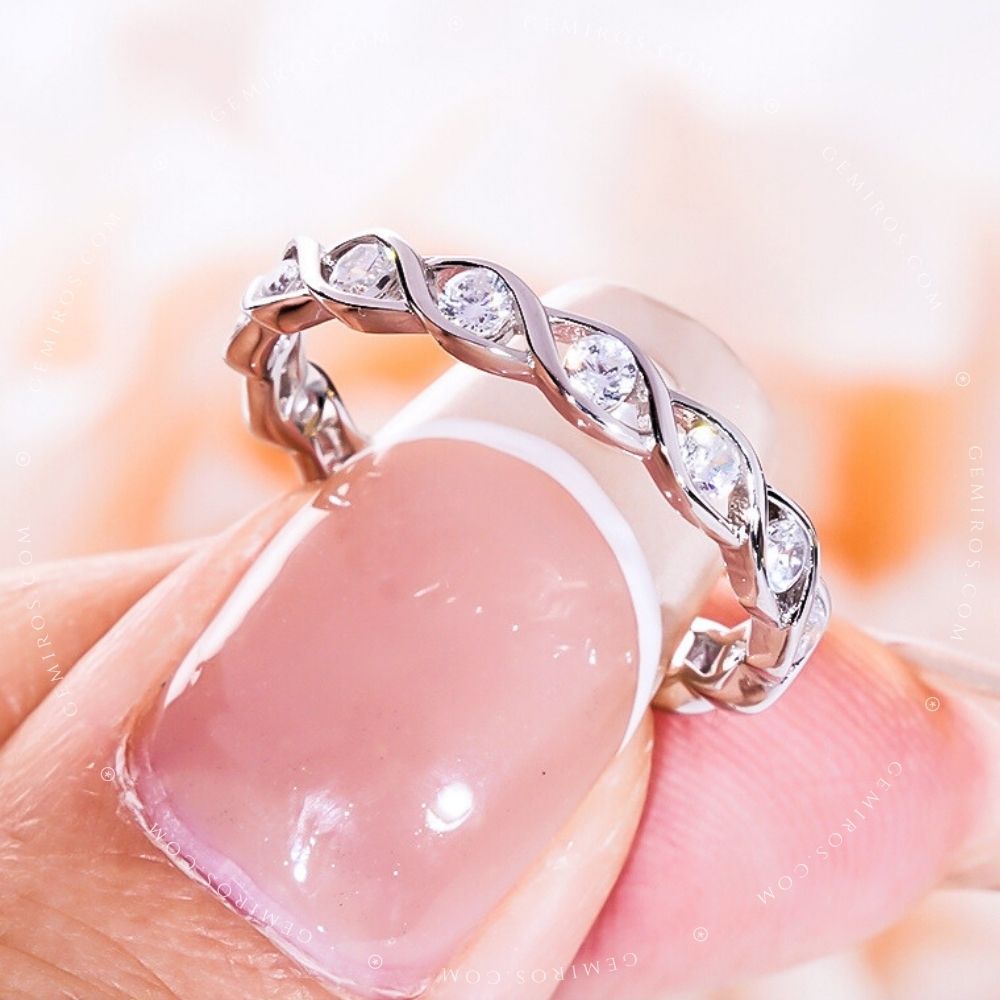 The Embrace Ring