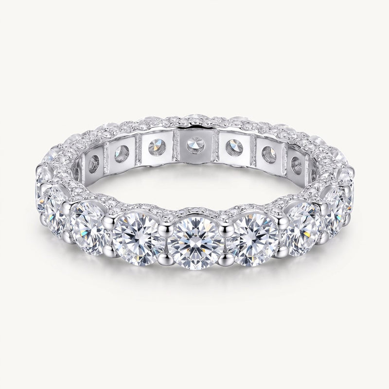 The Eternelle Moissanite Ring