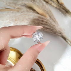 The Fleur Ring