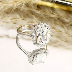 The Fleur Ring