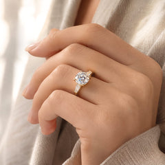 The Margaux Moissanite Ring - Gold