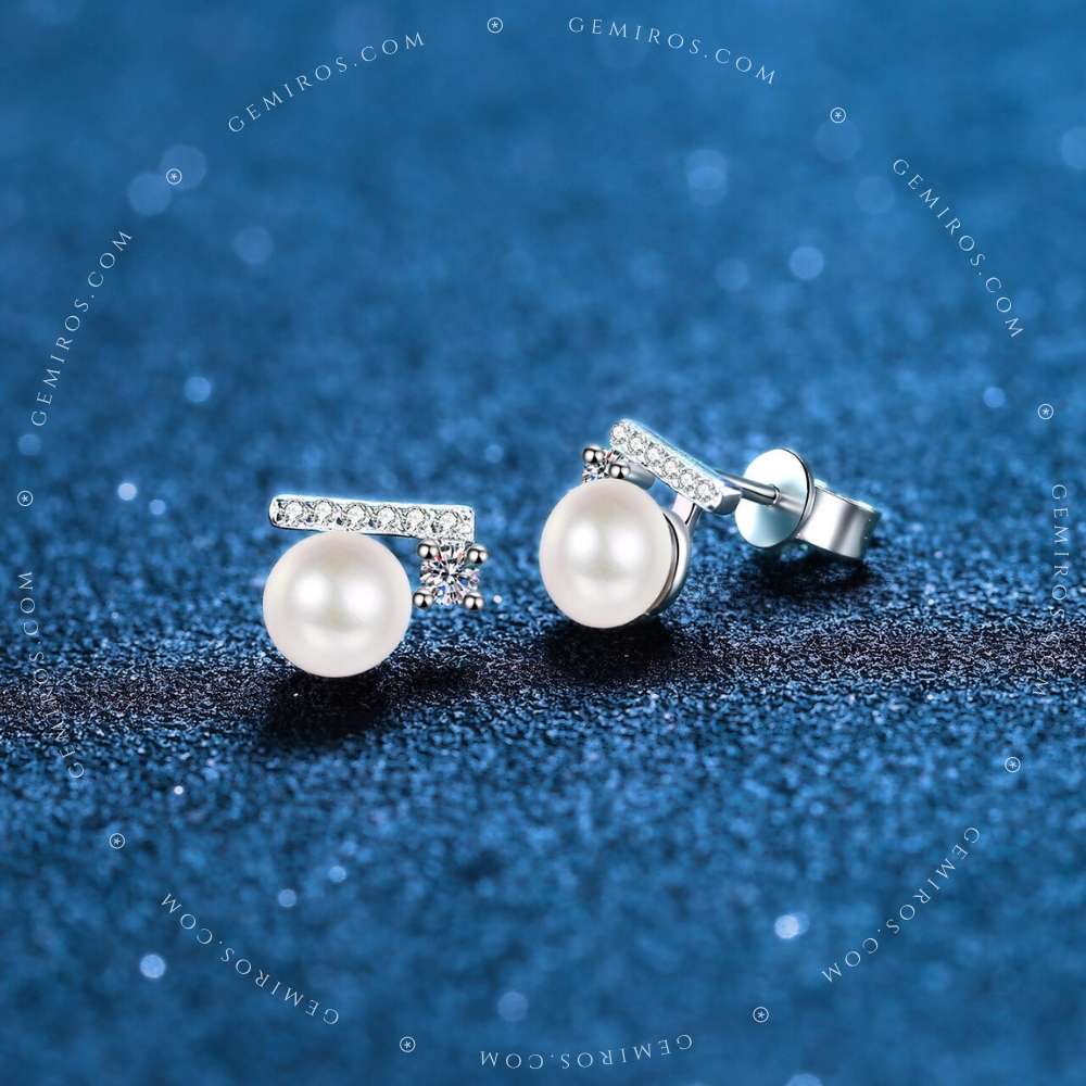 Moissanite Pavé Balance Beam Pearl Stud Earrings