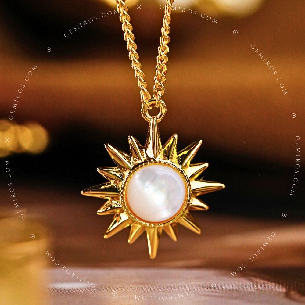 Mother of Pearl Iridescent Sunburst Necklace