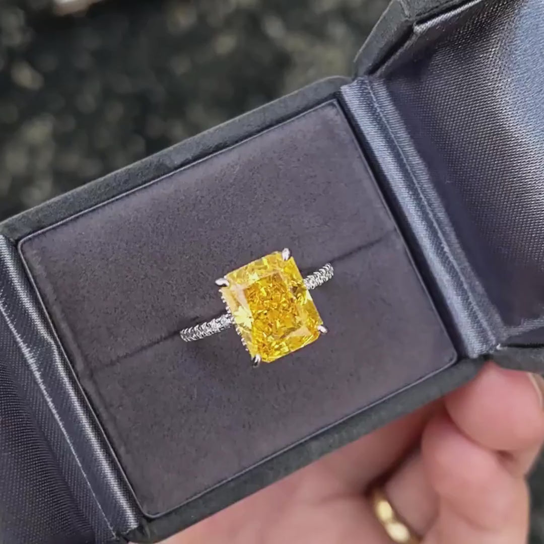 The Aura Ring - Yellow