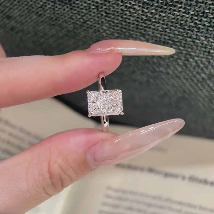 The Vivienne Moissanite Ring
