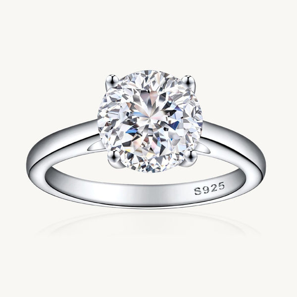 The Stella Ring — Round solitaire engagement ring